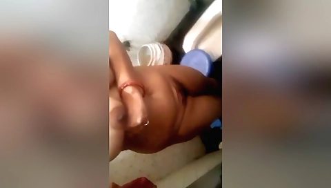 Indian hairy slut in a solo video shows off her hairy body