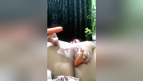 Jannat Mirza Hot Desi Pakistani Bhabhi Playing With Pussy And Hole