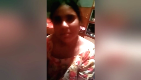 Indian woman in cam video gets fucked by the same guy