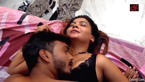 Bhookh 2 - a blonde babe with a nice round ass loves to 2