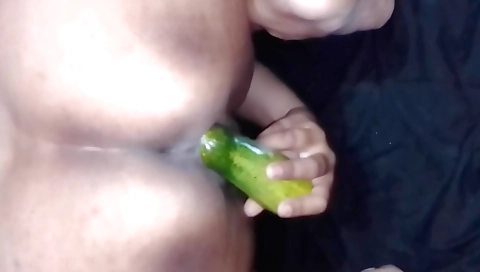 Busty amateur chick in cucumber cumshot porn video
