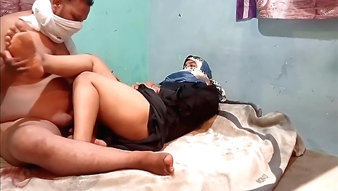 Brunette is fucked in the mouth in the amateur vid