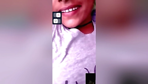 Mature girl gets on a camera to film on amateur videos