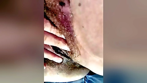 Indian girl in sexy underwear masturbates her pussy