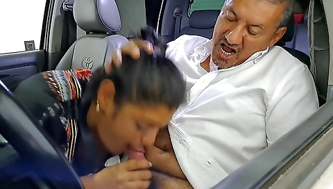 Despues de chuparse la cara una brunette de su mismo edad 2