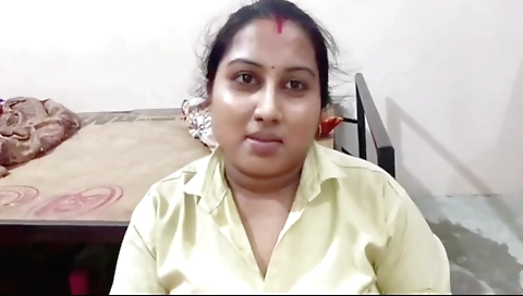 Busty amateur brunette has a creampie in her pussy