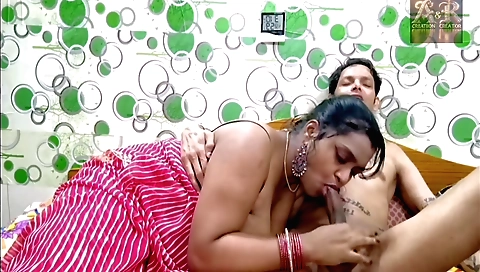 Big ass brunette in black bra and jeans riding a large dick