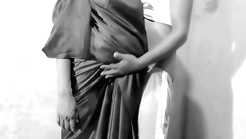 Busty Indian chick is getting a big cock in her sarees