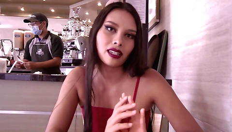 Sexy brunette video showing her natural boobs and face