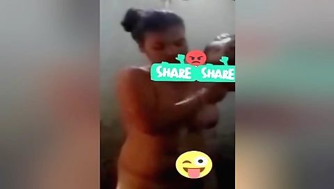 Indian blonde amateur shows her shaved pussy on webcam