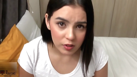 Indian amateur with a big ass rides her stepbrother