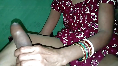 Indian girl with small tits gives a deep throat job