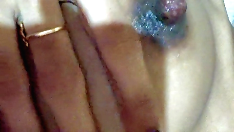 Indian slut with small tits is naked for solo film