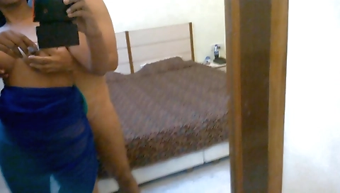 Beautiful babe shows her sexy tits in a webcam video