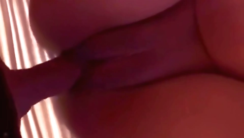 Indian girl invited for the sex with the guy in hotel