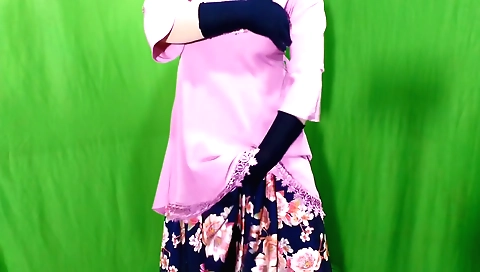 Sexy amateur Indian girl plays with her stepson's penis