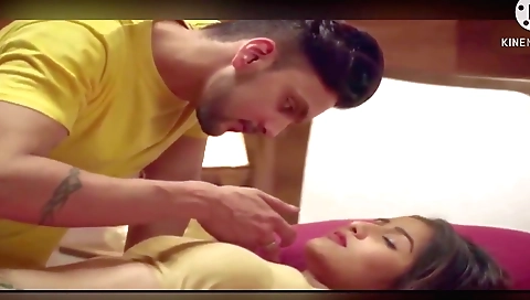 Indian bride agrees to marry a man and get her head on his shoulders