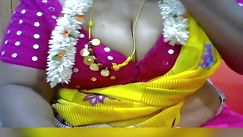 Banga chick fucked in her pussy in the webcam video