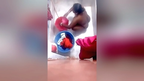 Indian babe in a beautiful bikini shows her naked body