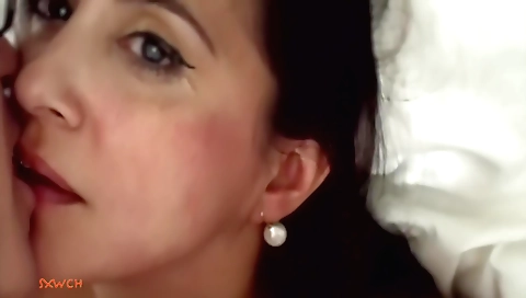 Indian milf 18+ with big ass and booty in amateur video