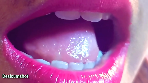 Indian girl gets her body fucked in her bed (1080p)