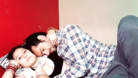 Amateur brunette porn with a horny 18+ brunette 18+