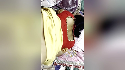 Indian girl with a round ass is getting her cunt licked