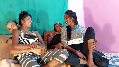 Deshi Blowjob Brunette Camshot Foursome Two Guys And Two Chicks