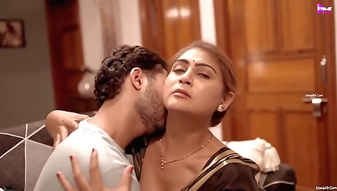 Chupani in sexy bikini is alluring and looking awesome