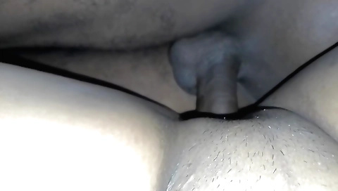 Indian lady makes sex video of her hot lovers pussy