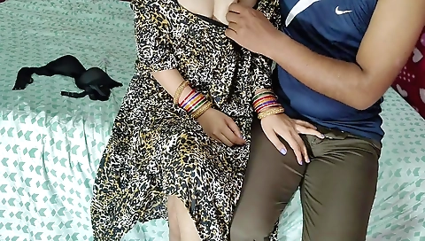 Indian teen shows her hairy pussy in a handjob and handjob video