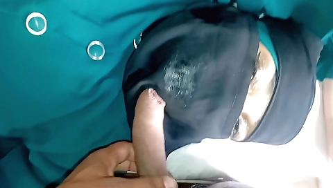 Indian hottie takes off blouse and gets pounded by lover