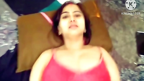 Amateur teen with small boobs enjoys a blow by a dick