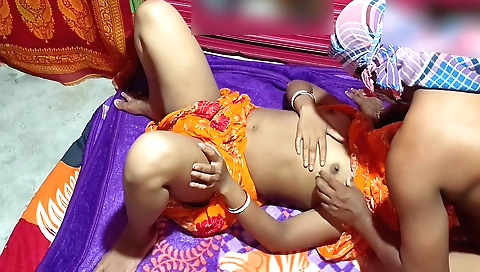 Homemade indian porn shows couple having fun together