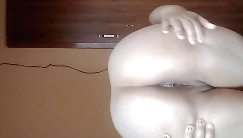 Masturbaled by a handsome guy on the web and gets a blowjob