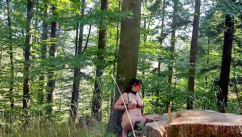 Outdoor amateur porn video about my stepmom's fucking