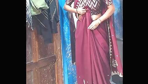 Indian blonde gets off on a hard fuck in a bedroom