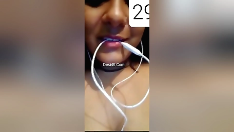 Hairy indian chick enjoys playing with her hairy pussy