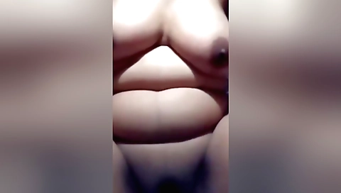 Indian solo female shows her beautiful lips and hot body