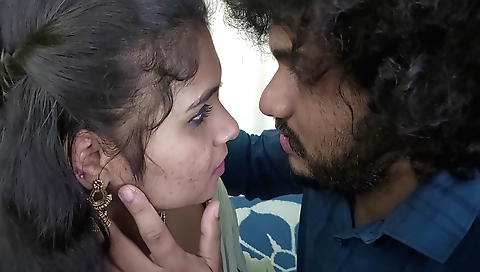 Indian woman with beautiful curves has first wedding night