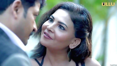 Big booty redhead with a tight ass has a big bonhoomer