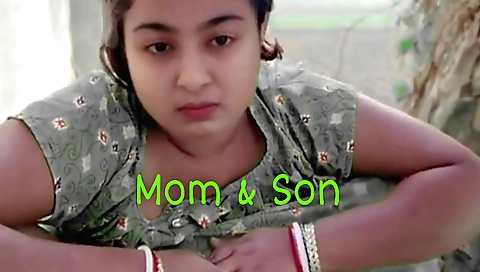 Indian amateur 30 year old fucks her pussy and ass